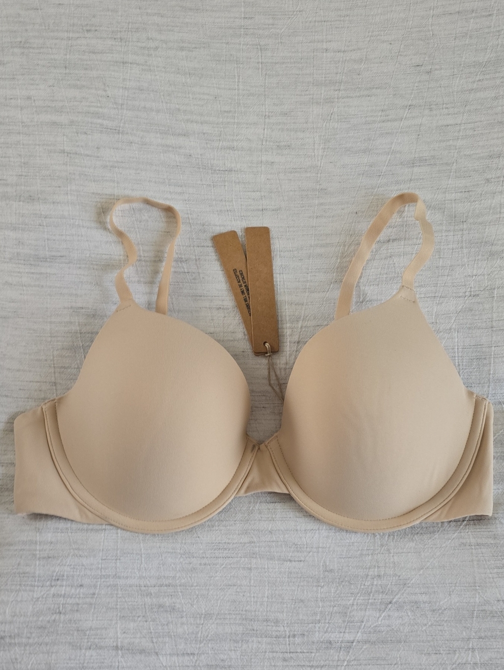 SKIMS Fits Everybody T-shirt Bra Size:34C Sand